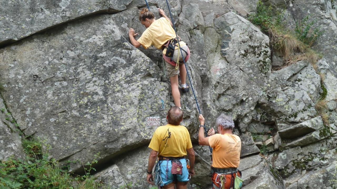 La Peiro Douco Affittacamere Roure Turin Esterno foto