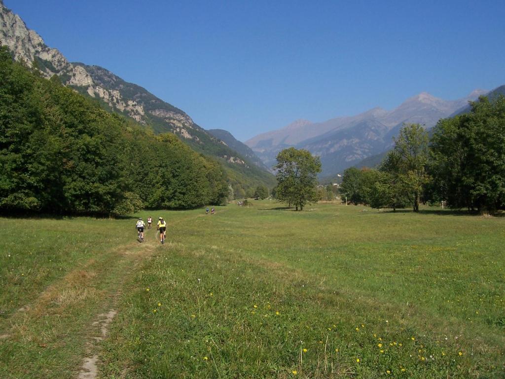 La Peiro Douco Affittacamere Roure Turin Esterno foto